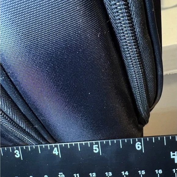 Wagner Swiss Army Women's Laptop Stylish Bag with Matching Cash/Change Purse - Picture 13 of 16